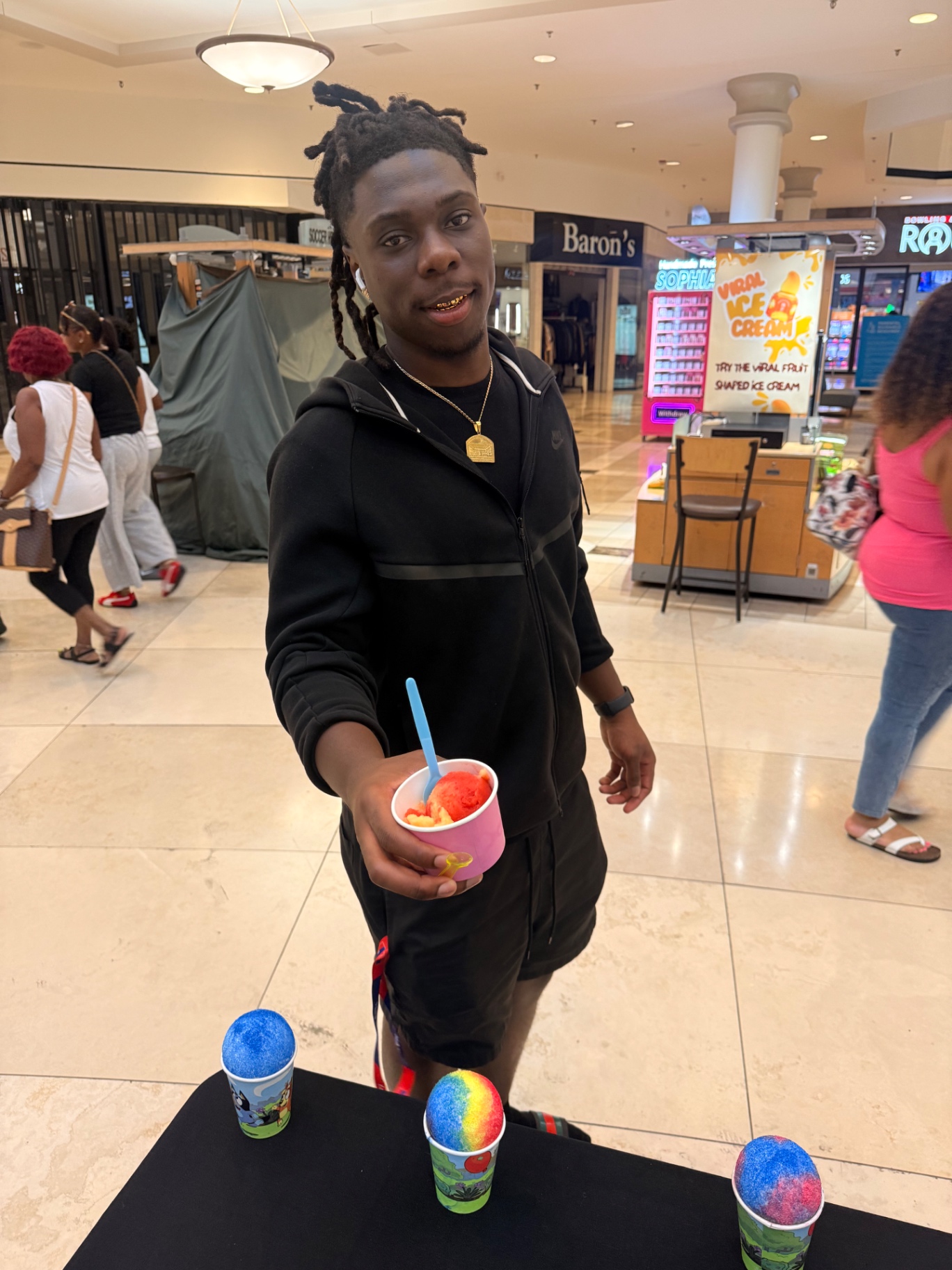 Customer enjoying Carolina Chillz water ice at a pop-up event 5